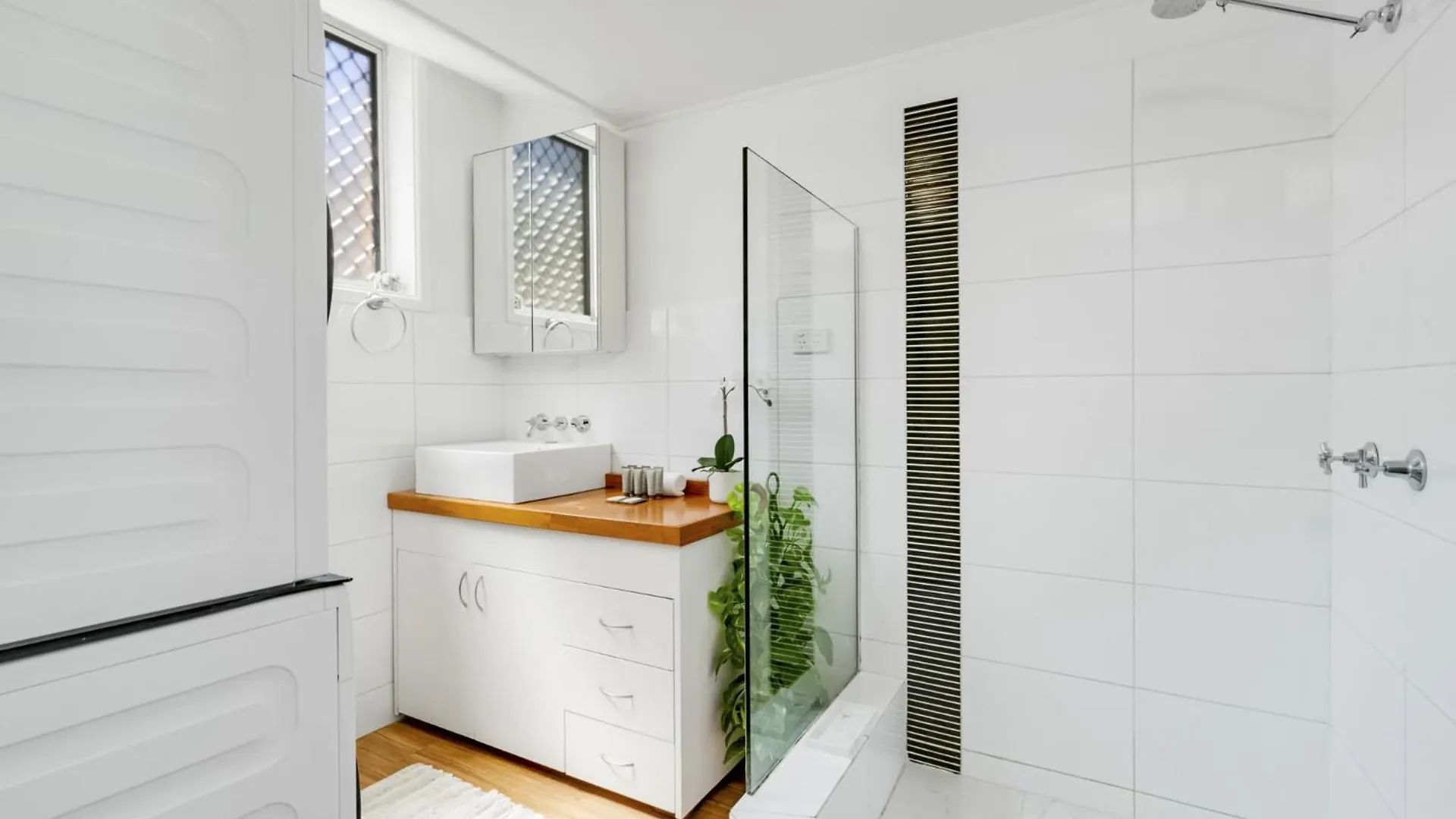 Апартаменты Cosy Ground Floor Unit Moments From The Beach Голд-Кост