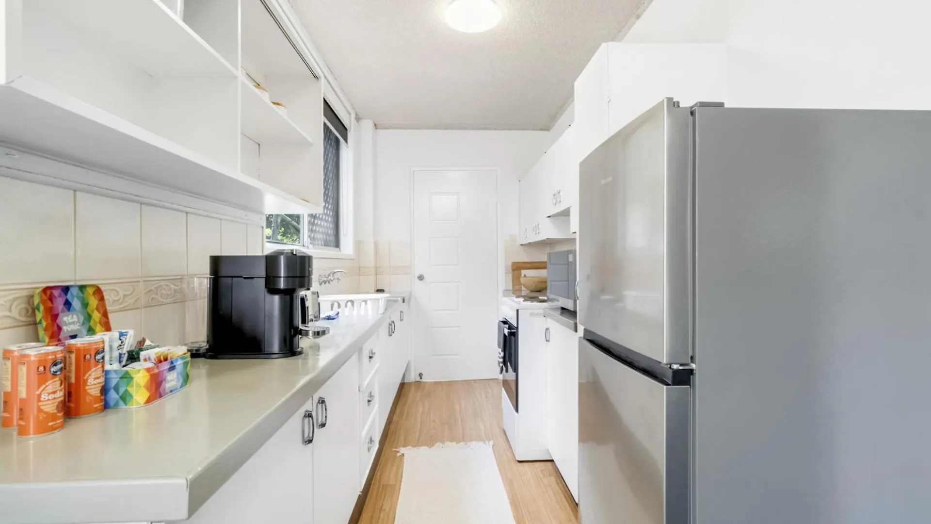 Апартаменты Cosy Ground Floor Unit Moments From The Beach Голд-Кост Австралия